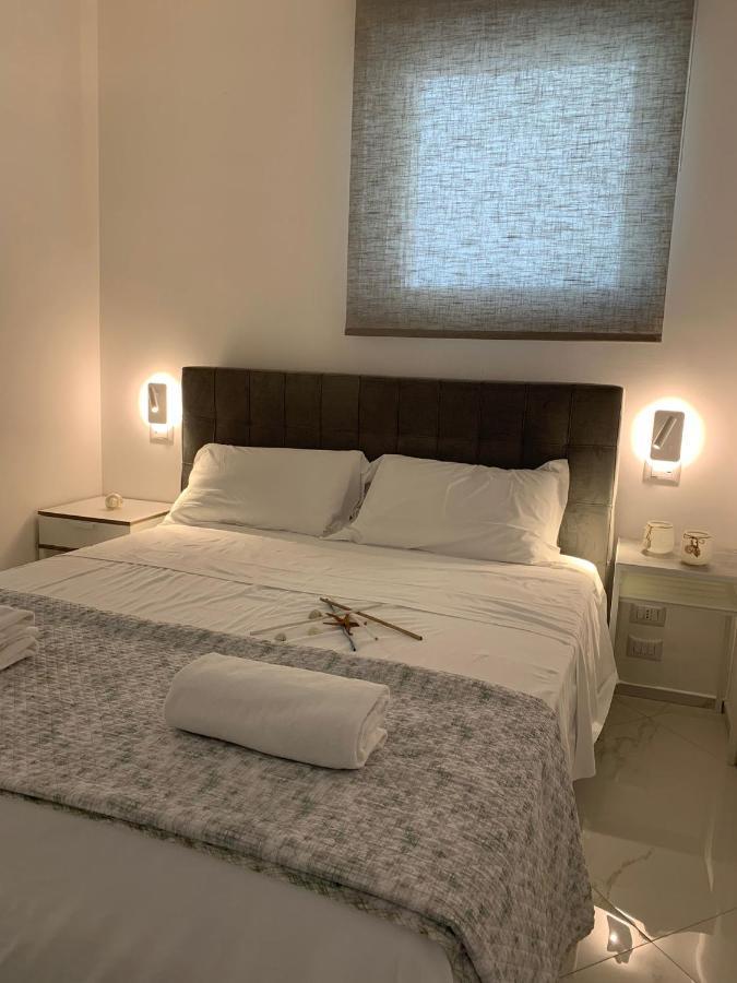 Nautilus Room&Apartment Полиньяно-а-Маре Экстерьер фото